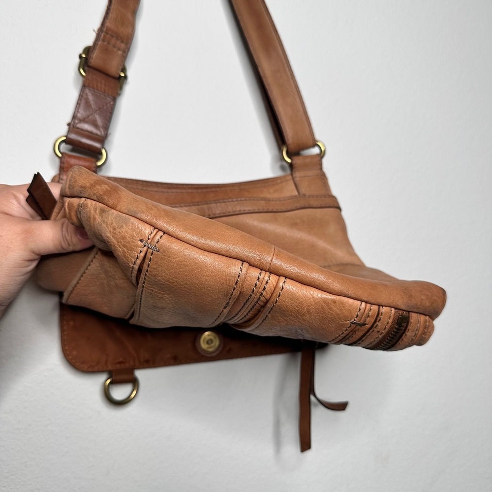 Fossil Morgan Traveler Crossbody Bag Tan Pebbled Leather Top Zip Boho Worn In - Picture 5 of 10